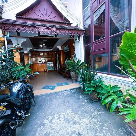 Walking Street Hotel Vang Vieng Exterior photo