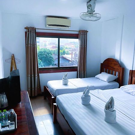 Walking Street Hotel Vang Vieng Exterior photo