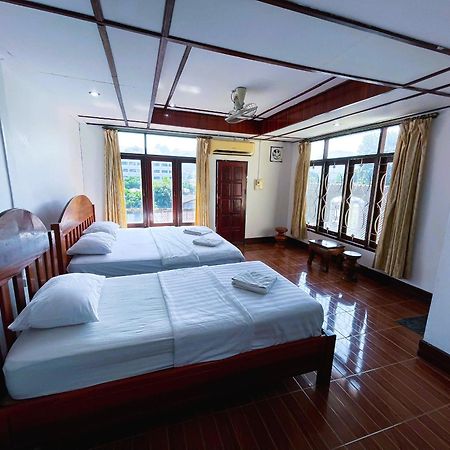 Walking Street Hotel Vang Vieng Exterior photo