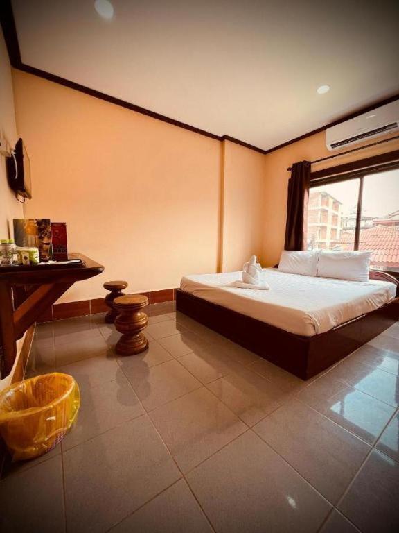 Walking Street Hotel Vang Vieng Exterior photo