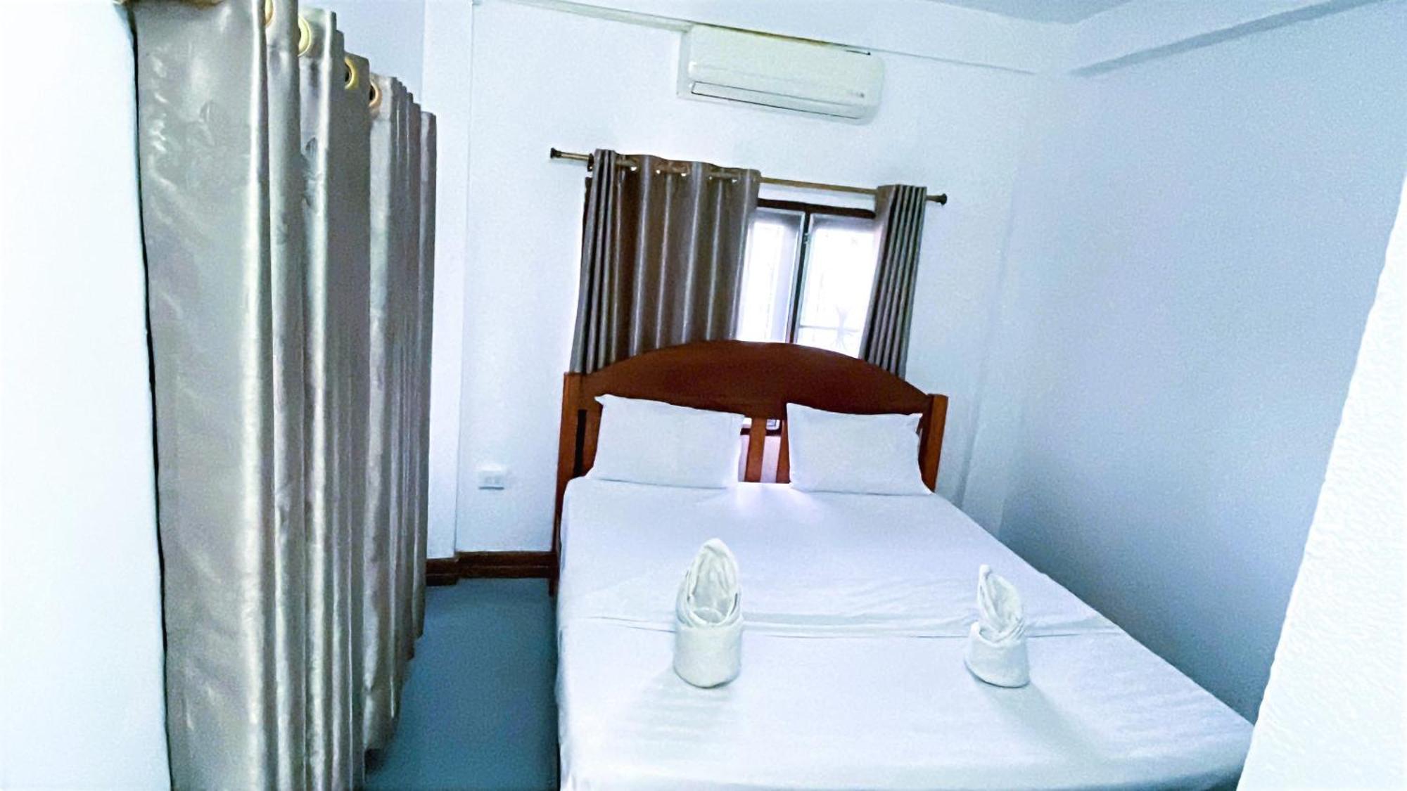 Walking Street Hotel Vang Vieng Exterior photo