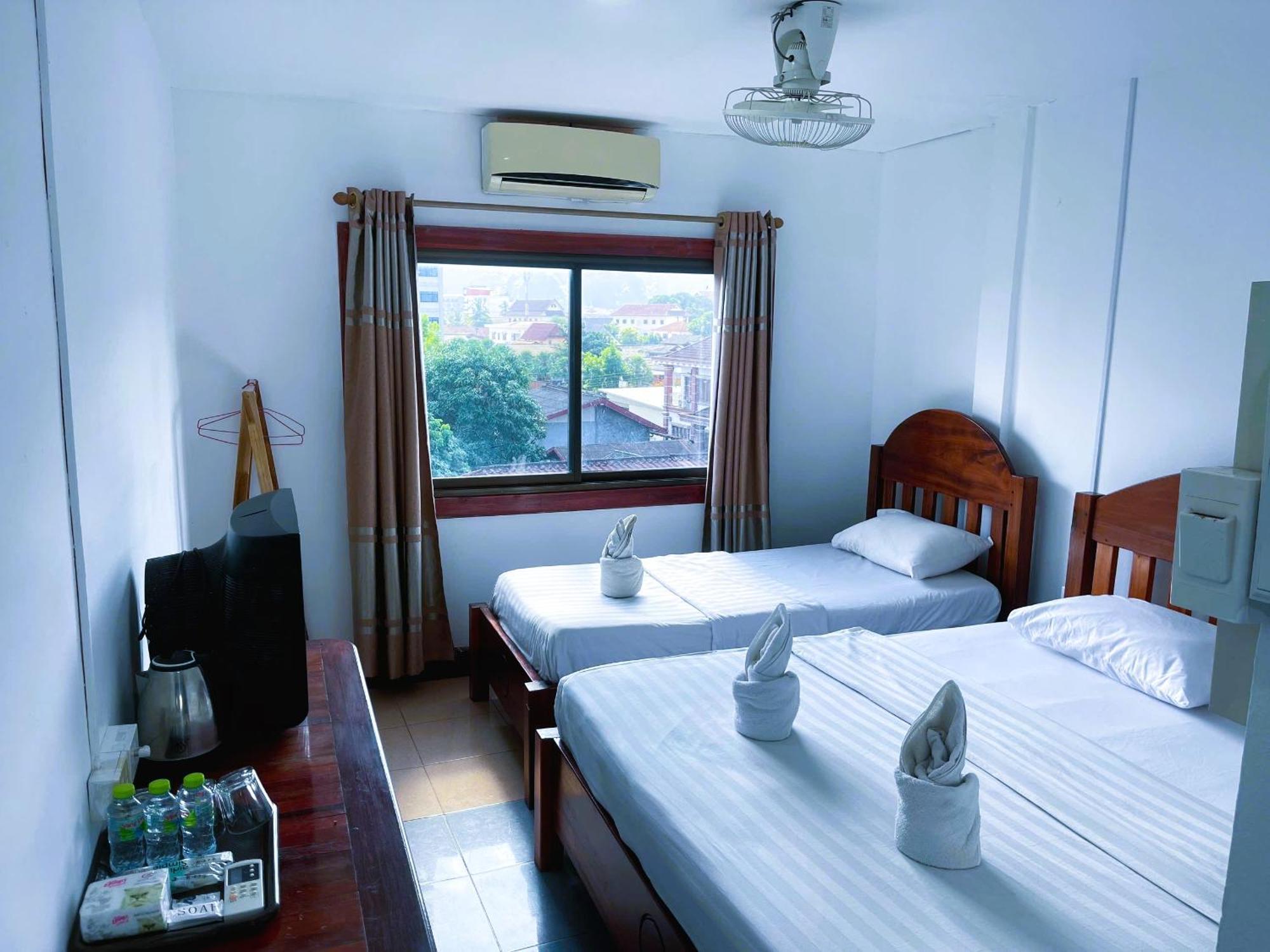 Walking Street Hotel Vang Vieng Exterior photo